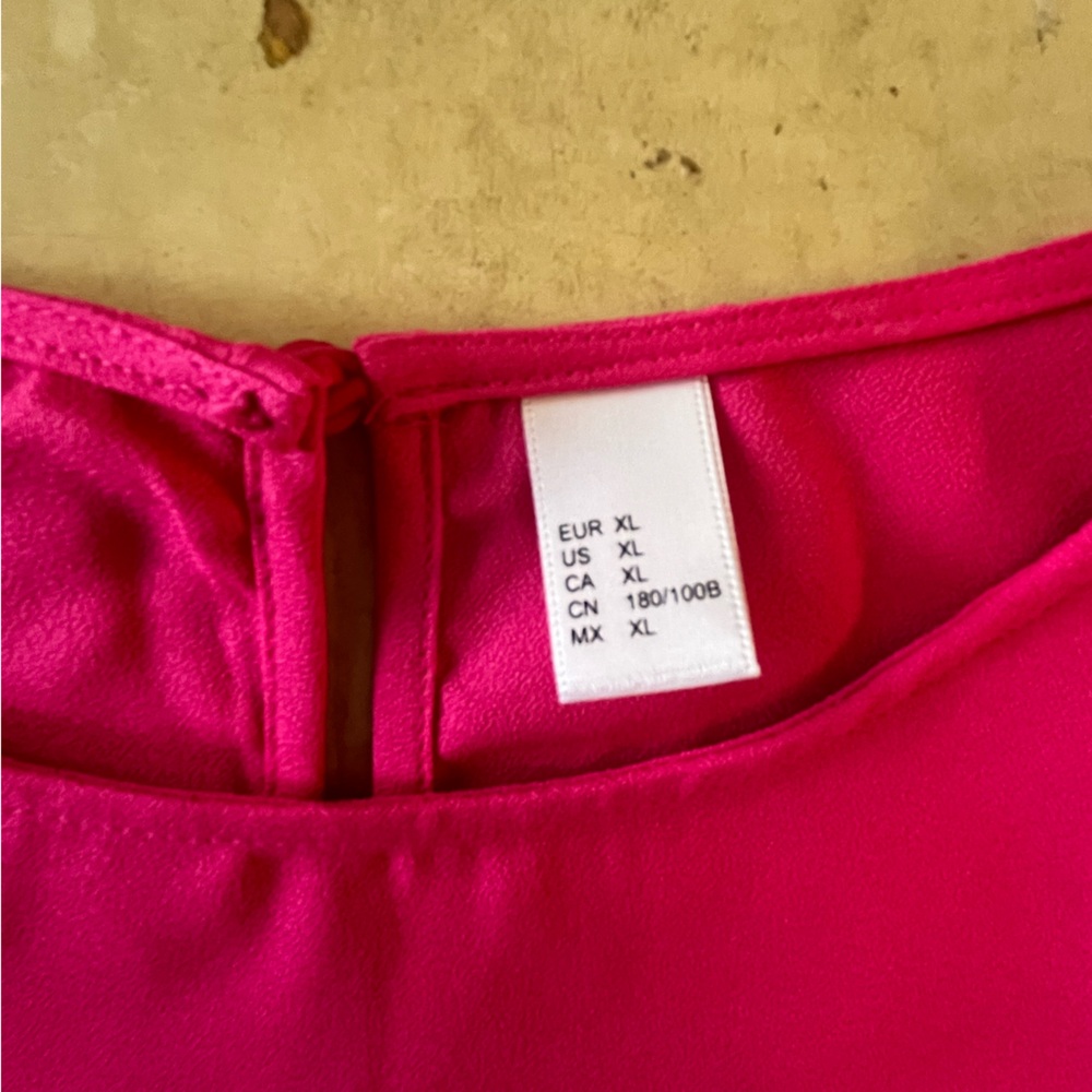 Pink puff sleeve shirt - Picture 2 of 2